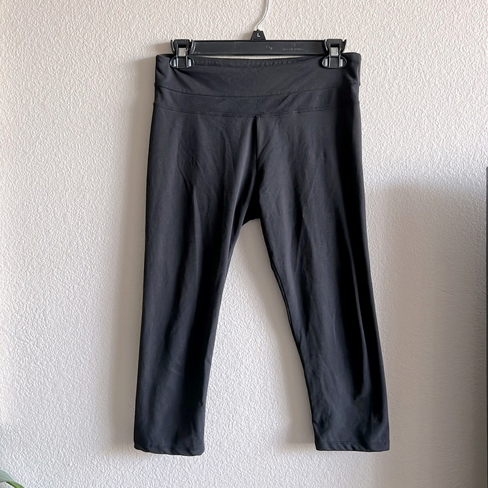 FREE w/ PURCHASE - workout leggings